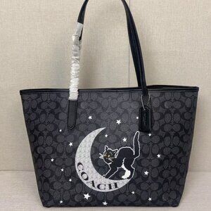 NWT Coach CW451 City Tote In Signature Canvas With Black Cat Moon Halloween